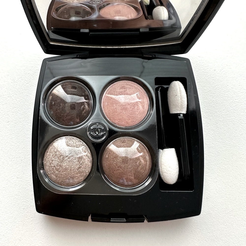 Chanel Quadra eye shadow #14 mystic eyes